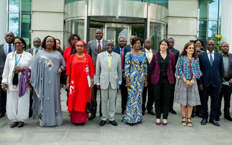 Les membres du Comité de pilotage du Projet « Renforcement des capacités d’adaptation aux changements climatiques des communautés vulnérables vivant dans le Bassin du Fleuve Congo » valident les documents stratégiques de mise en œuvre du projet