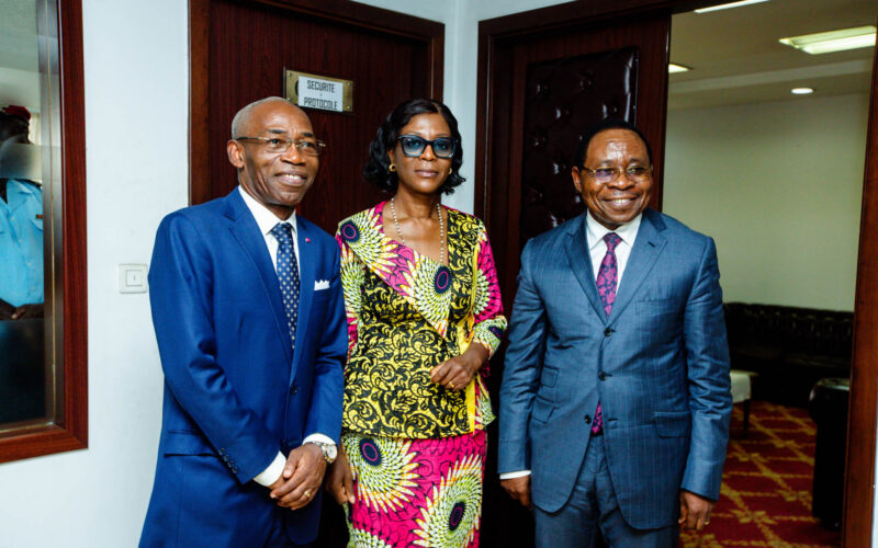 La Ministre, Secrétaire Exécutive de la CCBC, s&rsquo;entretient à Yaoundé avec le Ministre de l’Eau et de l’Energie du Cameroun