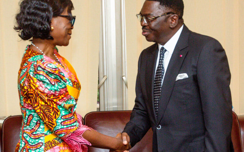 L’envoyée Spéciale du Président de la République du Congo SEM Denis SASSOU N’GUESSO, Madame Arlette SOUDAN-NONAULT, Ministre Secrétaire Exécutif de la CCBC reçue en audience au Palais de la Présidence du Cameroun
