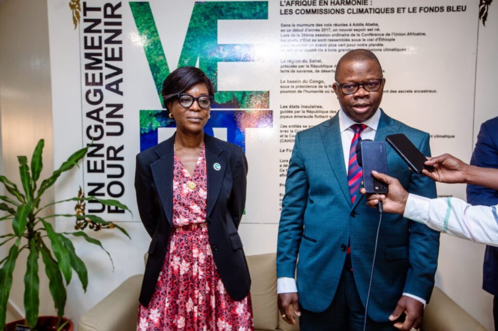 La Ministre SOUDAN-NONAULT a reçu en audience le Docteur Vincent DOSSOU SODJINOU, Représentant Résident de l’OMS au Congo.