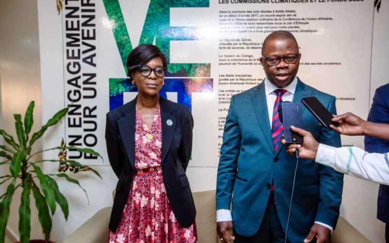La Ministre SOUDAN-NONAULT a reçu en audience le Docteur Vincent DOSSOU SODJINOU, Représentant Résident de l’OMS au Congo.