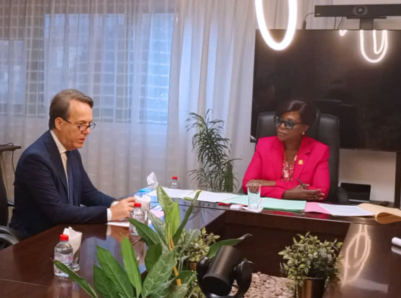 La Ministre Soudan-Nonault a reçu SEM Enrico Nunziata, Ambassadeur extraordinaire et plénipotentiaire de la République italienne